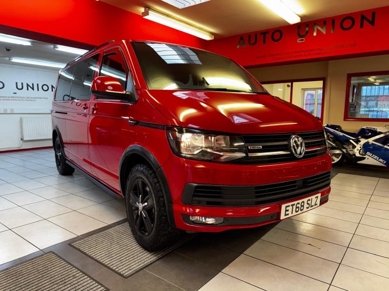2018 VW Transporter T6 4MOTION LWB T32 Kombi Highline DSG.