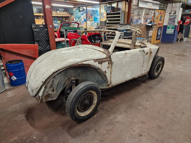 1953 Volkswagen Beetle - 2 1953 Volkswagen Beetle - 2