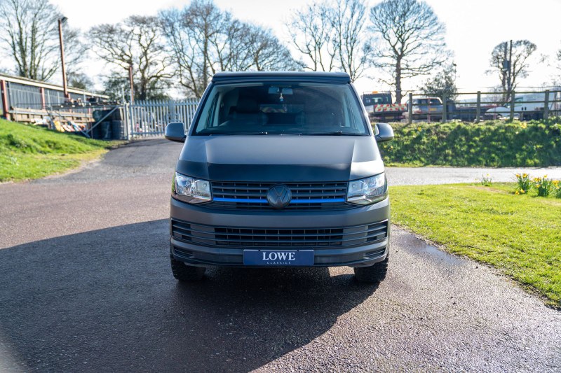 2017 Volkswagen Transporter - 2 2017 Volkswagen Transporter - 2