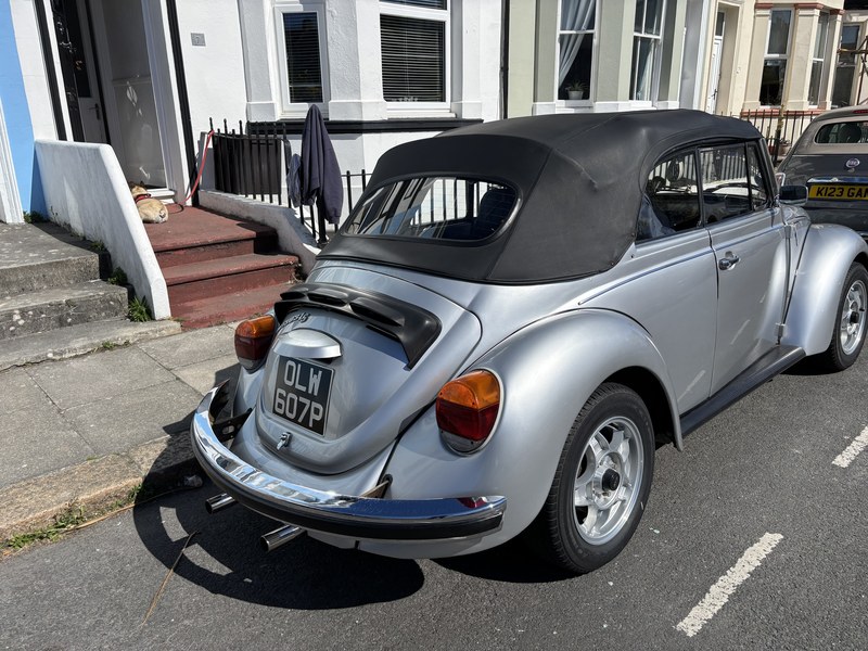 1976 Volkswagen Beetle - 2 1976 Volkswagen Beetle - 2