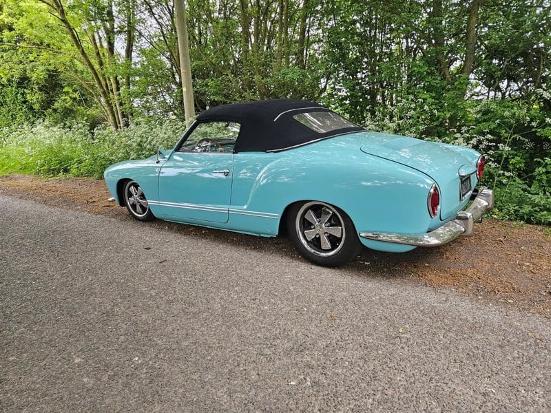 1961 Volkswagen Karmann Ghia - 2 1961 Volkswagen Karmann Ghia - 2