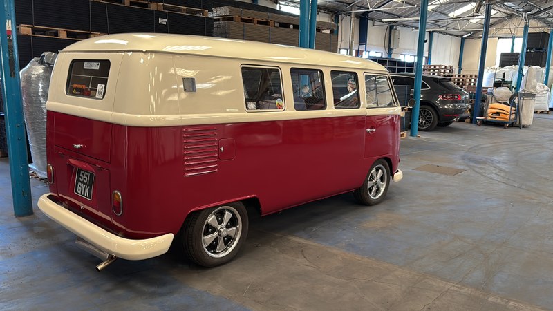 1963 Volkswagen Type 2 - 2 1963 Volkswagen Type 2 - 2