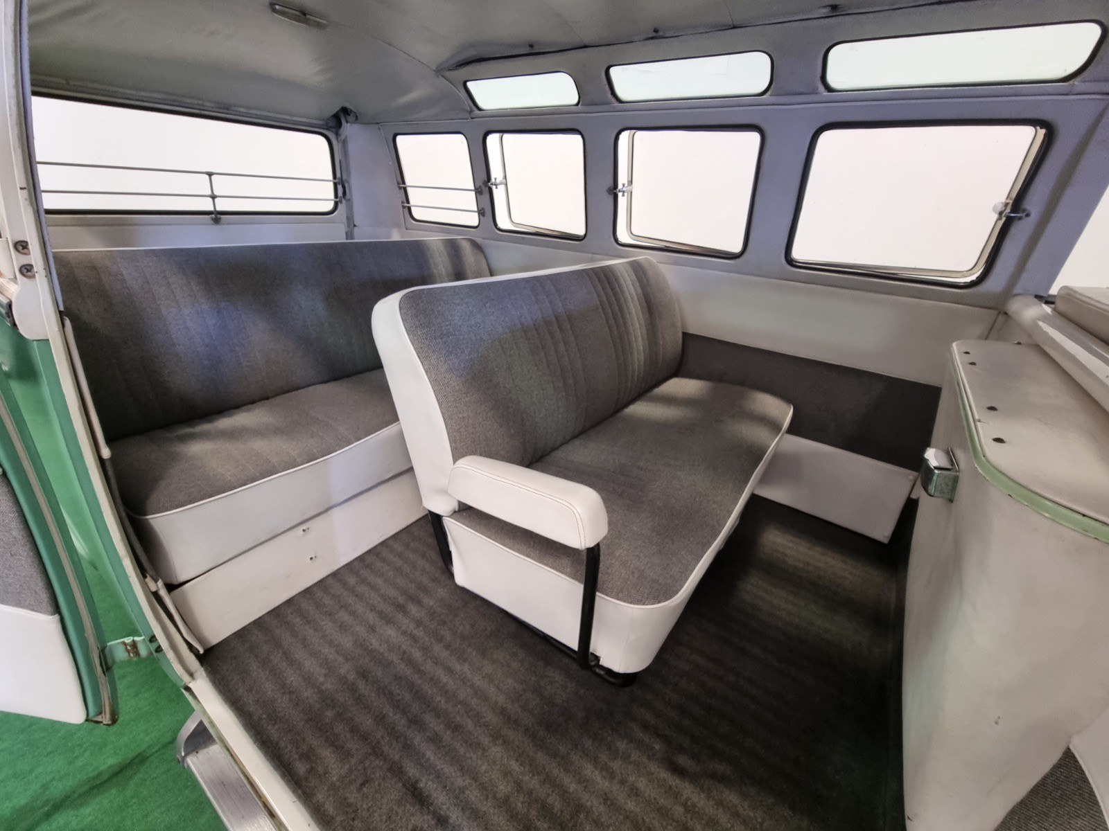 21 Window Microbus Deluxe Samba 1966 LHD Splitscreen, foto 7
