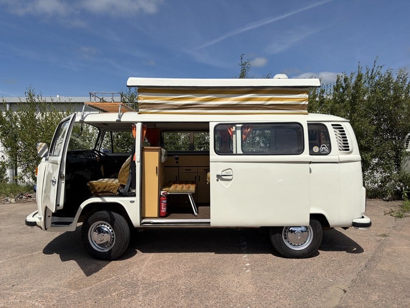 1979 Volkswagen Type 2 - 2 1979 Volkswagen Type 2 - 2