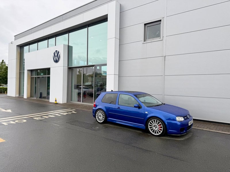 2003 Volkswagen Golf - 1 2003 Volkswagen Golf - 1