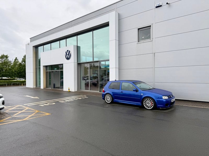 2003 Volkswagen Golf - 2 2003 Volkswagen Golf - 2