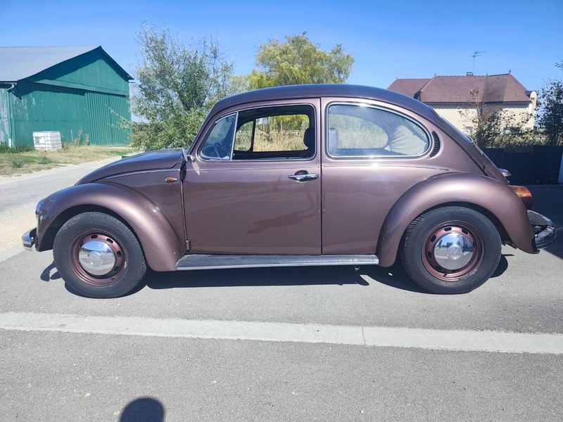 1983 Volkswagen Beetle - 2 1983 Volkswagen Beetle - 2