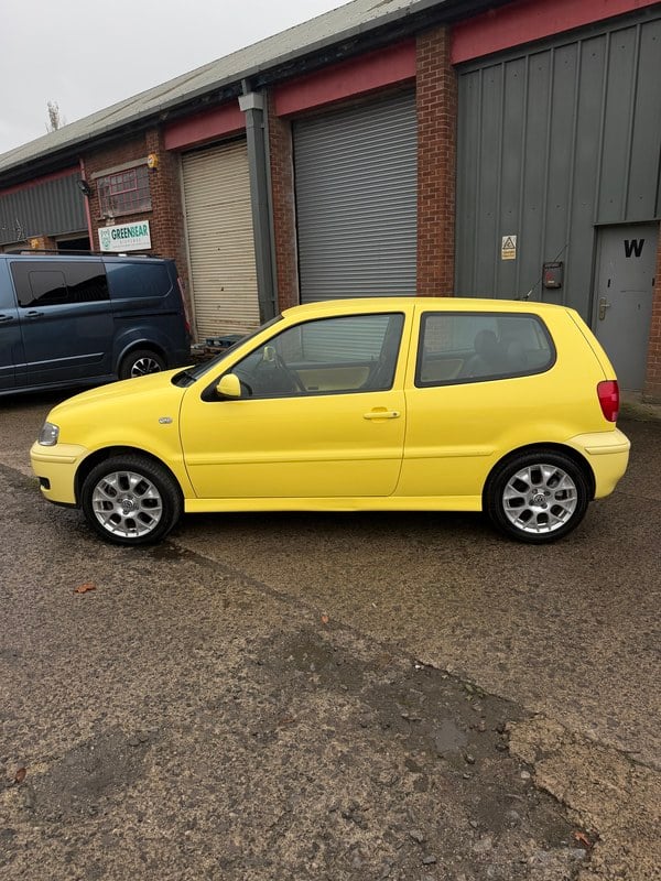 2001 Volkswagen Polo - 1 2001 Volkswagen Polo - 1