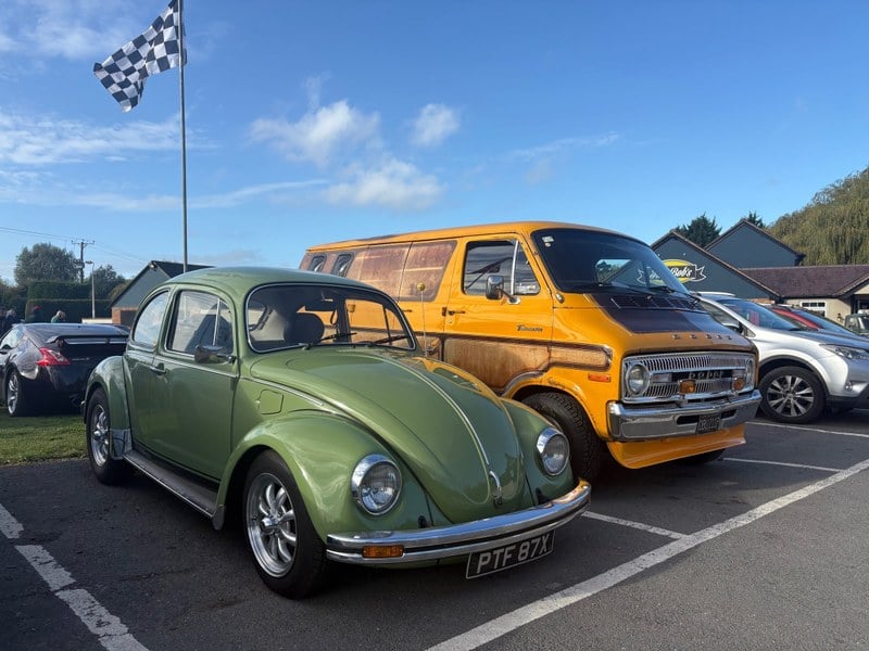 1981 Volkswagen Beetle - 2 1981 Volkswagen Beetle - 2