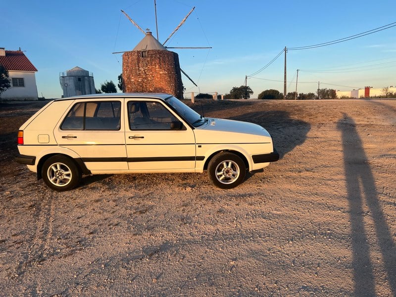 1989 Volkswagen Golf - 1 1989 Volkswagen Golf - 1