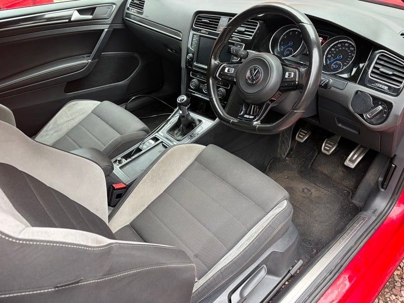 2016 Volkswagen Golf - 2 2016 Volkswagen Golf - 2