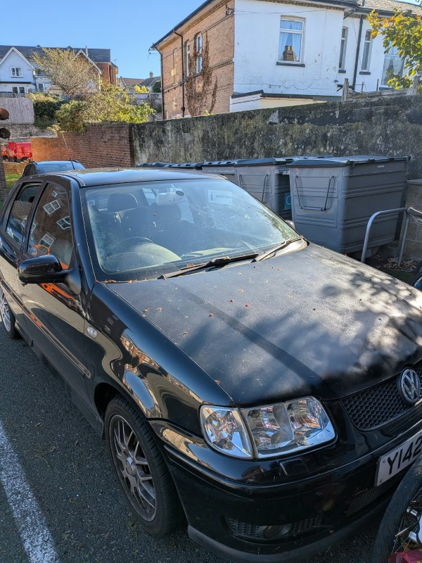 2001 Volkswagen Polo - 1 2001 Volkswagen Polo - 1