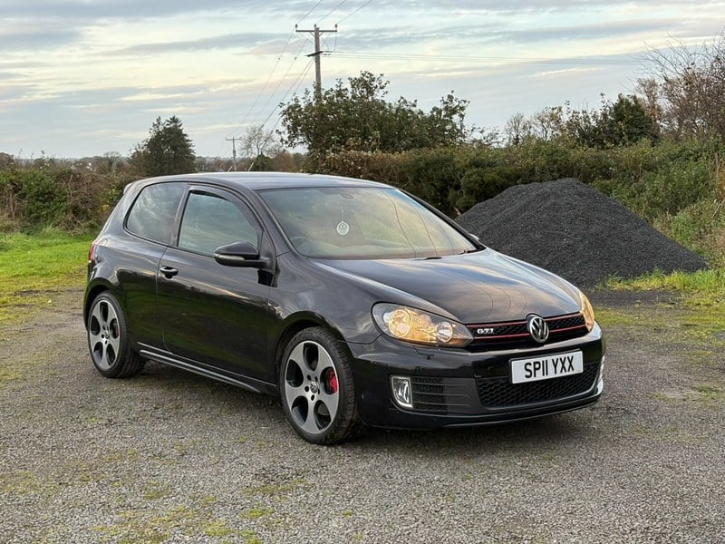 2011 Volkswagen Golf - 1 2011 Volkswagen Golf - 1