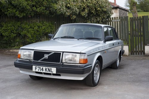 1988 Volvo 240 GLT saloon lovely condition For Sale