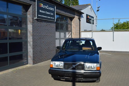 1992 Volvo 240 SE Estate -Lovely car, useable classic. SOLD