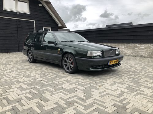 1996 Volvo 850 2.3R manual transmission! Only 300 made For Sale