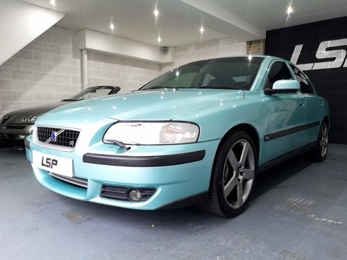 2003 S60R Manual - Flash Green, Nordkap Leather, FSH For Sale