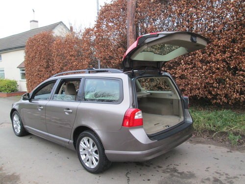 2008 LOVELY CLEAN CAR DELIVERED TO YOUR DOOR In vendita