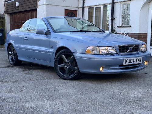 2004 Volvo C70 Gt convertible 20v turbo automatic  SOLD