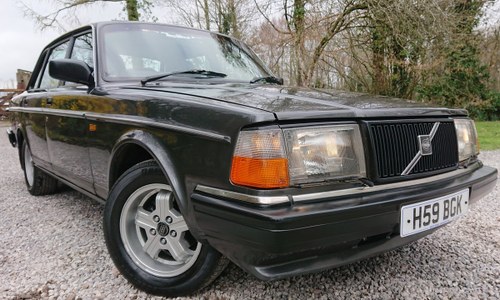 1991 VOLVO 240 AUTO 2.3 NEW MOT PART EXCHANGE TAKEN In vendita