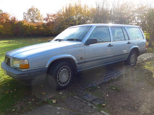 1990 Volvo 740 GL Estate SOLD