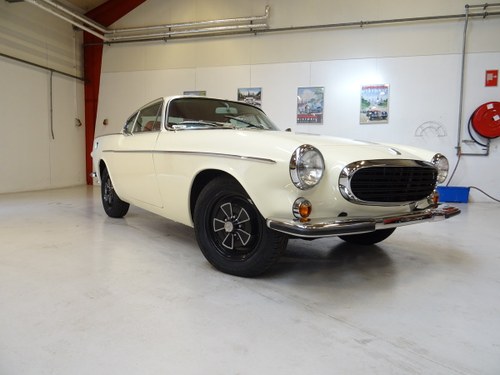 1971 Volvo P1800 E - full restoration completed April 2019 SOLD