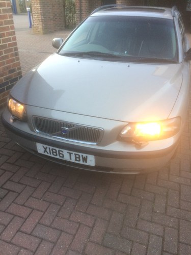2000 Volvo  Estate, Modern Classic  Project - Only £395 For Sale