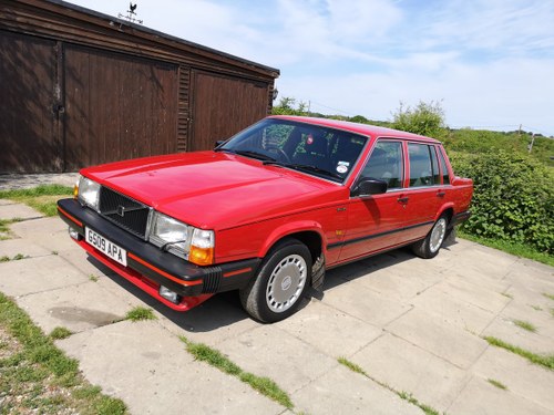 1989 Volvo 740 GL Saloon Auto One Owner 72K miles! SOLD