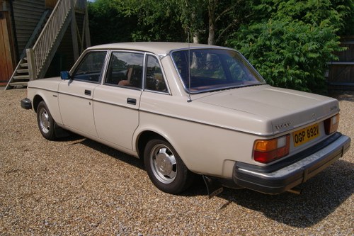 1980 Volvo 244 DL Fabulous condition For Sale