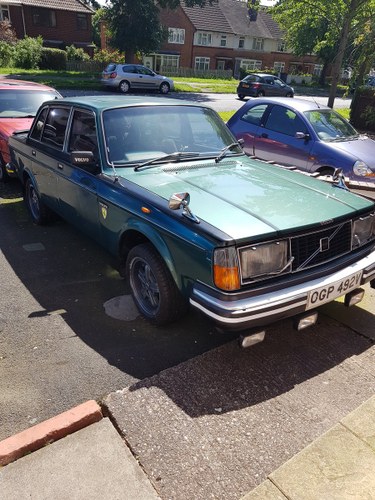 1980 volvo 244 gl  For Sale