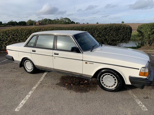 1990 Volvo 240 GL Exceptional  For Sale