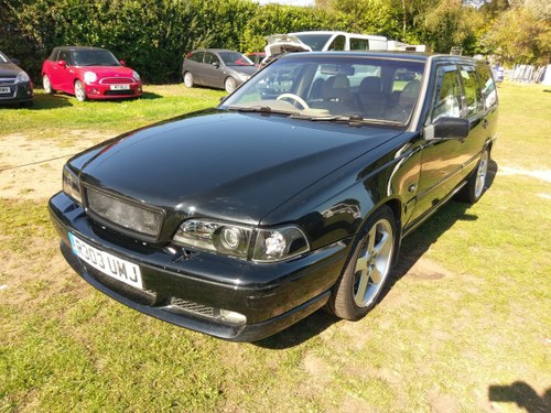 1998 Volvo V70R AWD Auto, 207k. For Sale