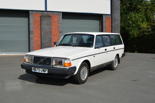 1991 Volvo 240 GL Estate Automatic For Sale by Auction