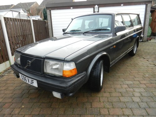 1989 Volvo 240 GLT Estate SOLD