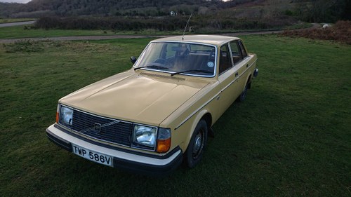 1980 Volvo 244 dl auto  SOLD