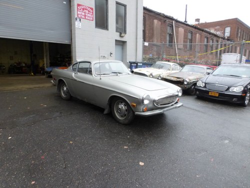1969 Volvo P1800S Runs and Drives For Restoration - For Sale