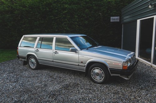 1985 Immaculate Volvo 760 GLE Estate SOLD
