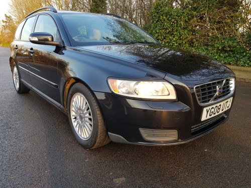 2008 LOVELY EXAMPLE OF VOLVO'S BEST SELLING MODEL ! For Sale