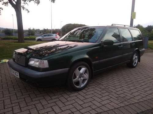 1997 Volvo 850 T5 Estate LHD Swedish Import 5 Speed man For Sale