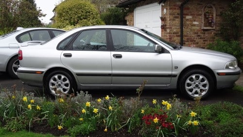 2000 Very low mileage Volvo S40 Kaufen Bei