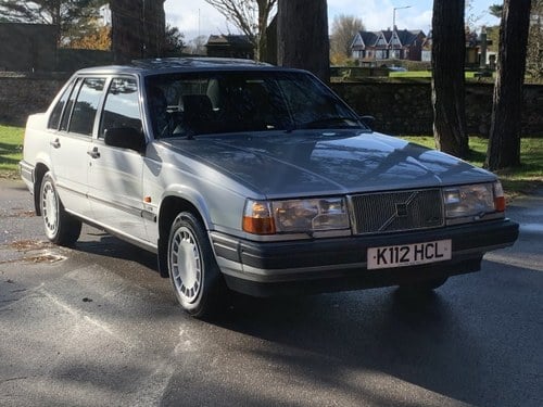 OUTSTANDING 1992 VOLVO 940 GL 2.3 4 DR SALOON. 87,000 MILES For Sale