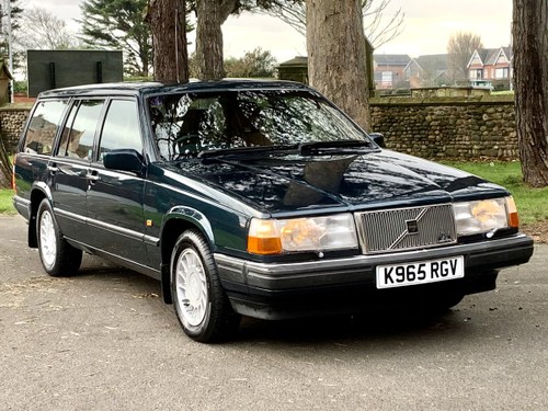 1992 VOLVO 960 3.0 24V AUTO ESTATE. GREEN. ONLY 80,000 MILES In vendita