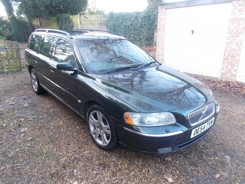 VOLVO V70 D5 ESTATE 2005 AUTOMATIC  LEATHER NEW MOT For Sale