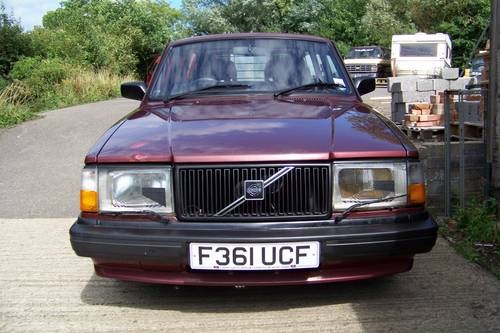 1989 Volvo 240 GLT Estate Tourest & Diplomat Car A vendre