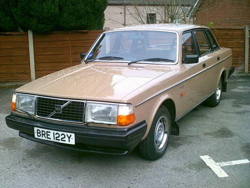 Volvo 244DL 4 speed manual 1982 SOLD