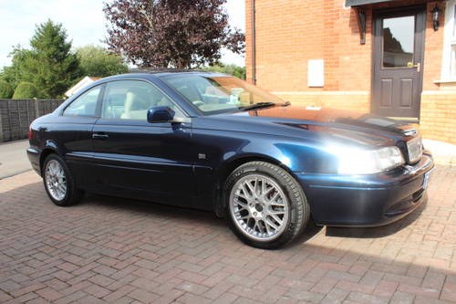 2001 Volvo C70 2.4T Coupe manual, only 62k VENDUTO