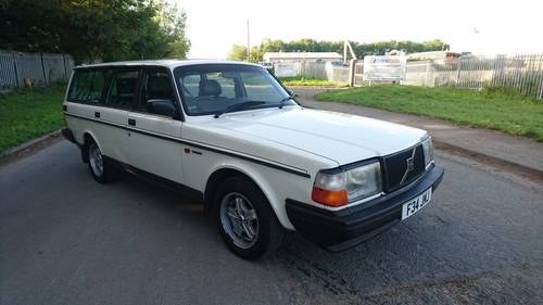 1988 VOLVO 240 GLT AUTO ESTATE (AUTOMATIC) Kaufen Bei
