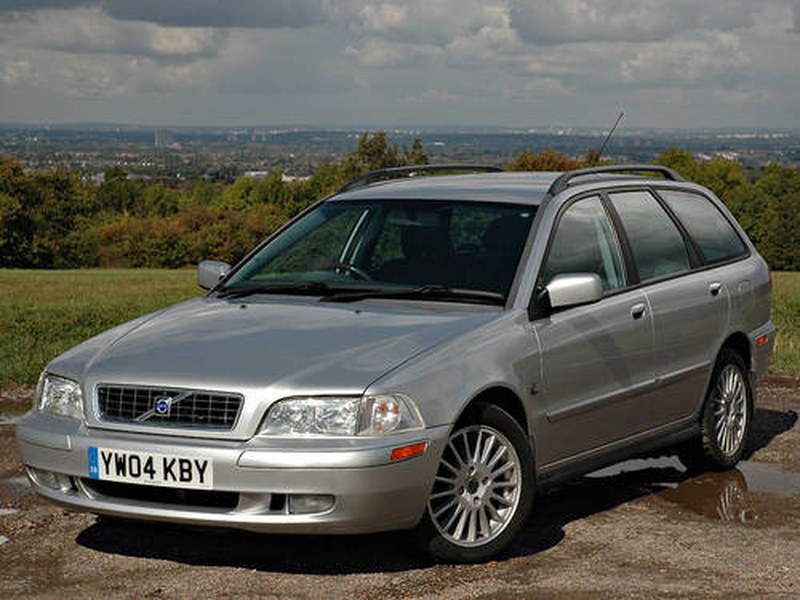 Volvo V40 1.8 SE ONE OWNER 74,000m FULL VOLVO S/HISTORY