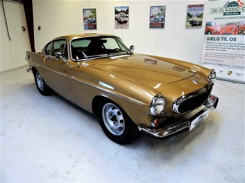1972 Volvo 1800E with automatic transmission  SOLD