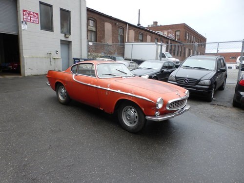 1965 Volvo P1800S Coupe Running Engine To Restore - For Sale